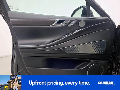 Black 2023 Genesis G80