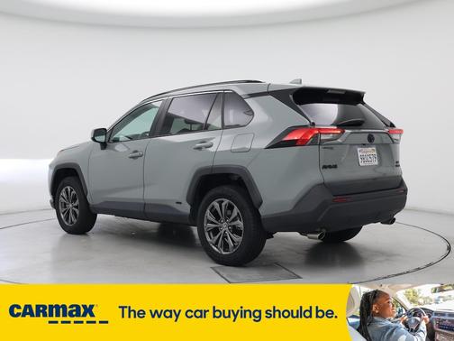 2022 Toyota RAV4 Hybrid XLE Premium