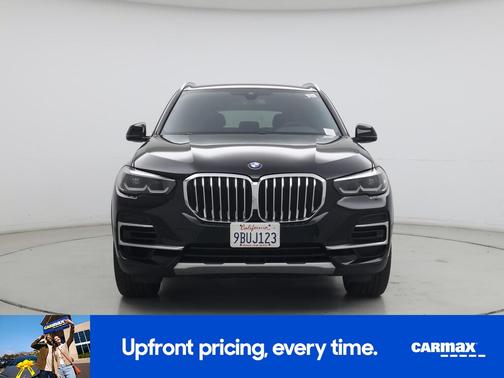 Black 2022 BMW X5 xDrive40i