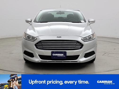 Silver 2014 Ford Fusion SE