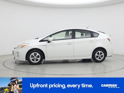 White 2015 Toyota Prius Two