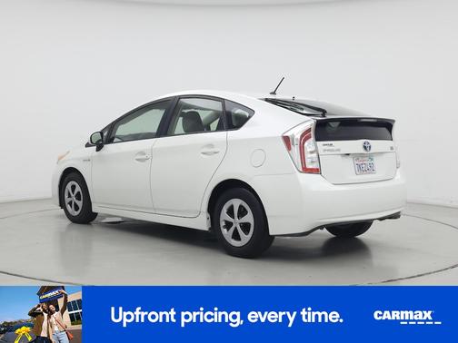 White 2015 Toyota Prius Two