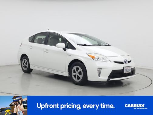 White 2015 Toyota Prius Two