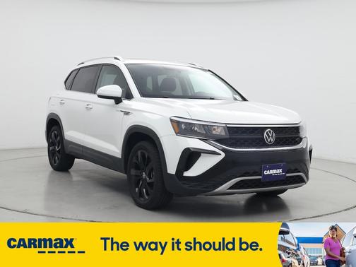 2022 Volkswagen Taos SE