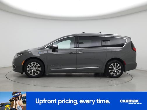 2023 Chrysler Pacifica Hybrid Pinnacle