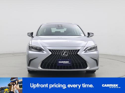 Silver 2024 Lexus ES 300h Luxury