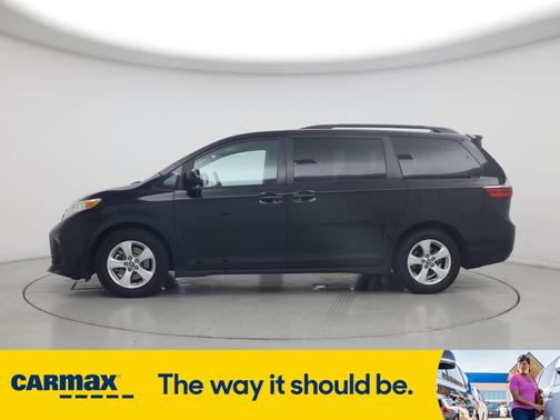 2020 Toyota Sienna LE