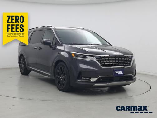 Gray 2024 Kia Carnival SX