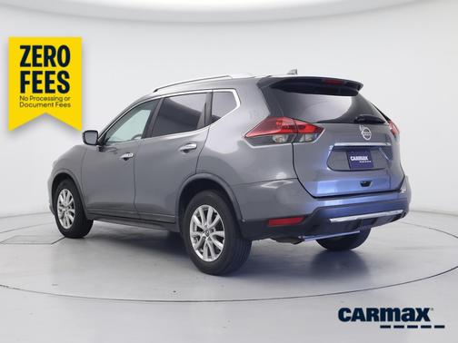 Gray 2018 Nissan Rogue SV