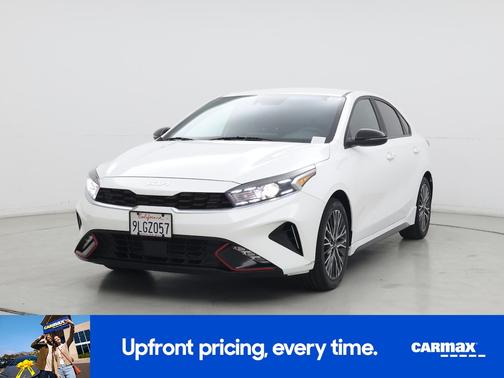 White 2024 Kia Forte GT-Line