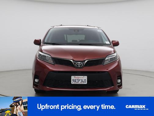 2020 Toyota Sienna SE