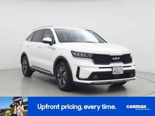 White 2023 Kia Sorento Hybrid EX