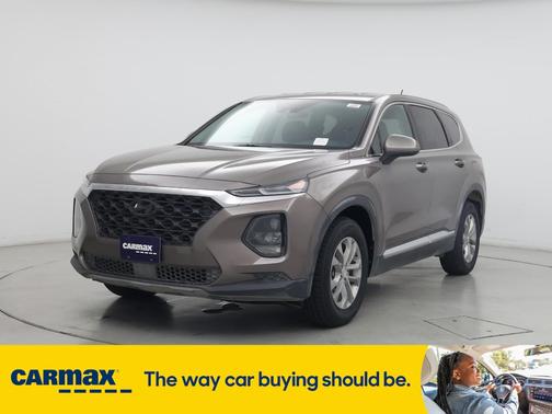 2019 Hyundai SANTA FE SE