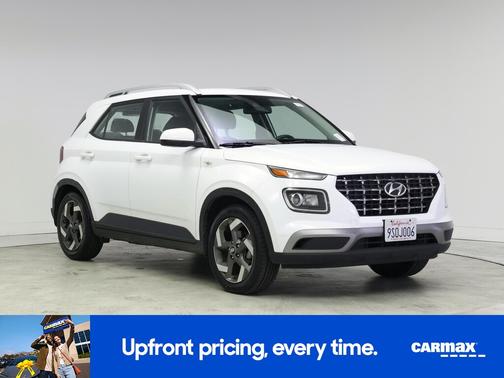 2022 Hyundai VENUE SEL