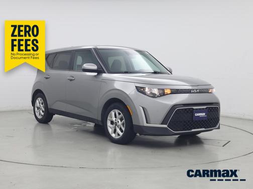 Gray 2023 Kia Soul LX