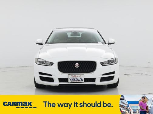 2018 Jaguar XE Prestige