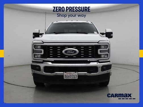 White 2023 Ford F-350 Lariat