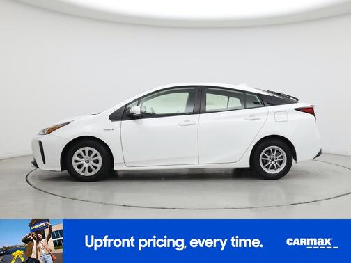 2021 Toyota Prius LE