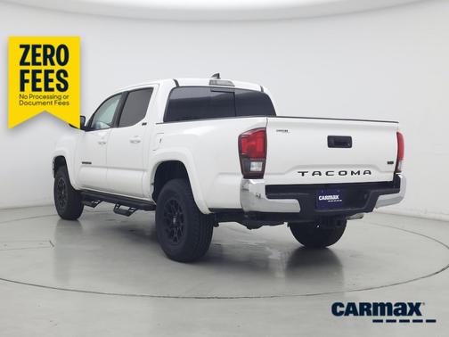 White 2021 Toyota Tacoma SR5