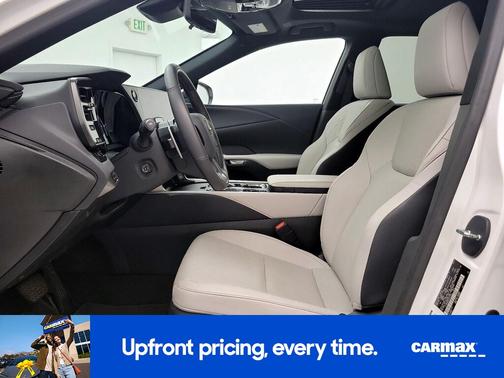 White 2023 Lexus RX 350h Premium