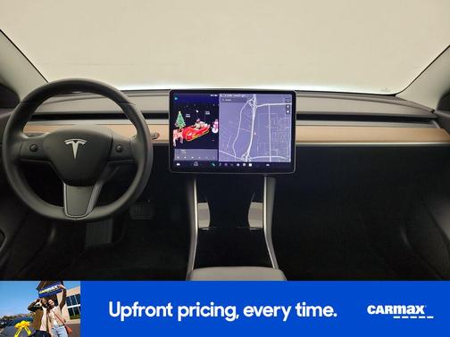 White 2019 Tesla Model 3 Standard Range Plus