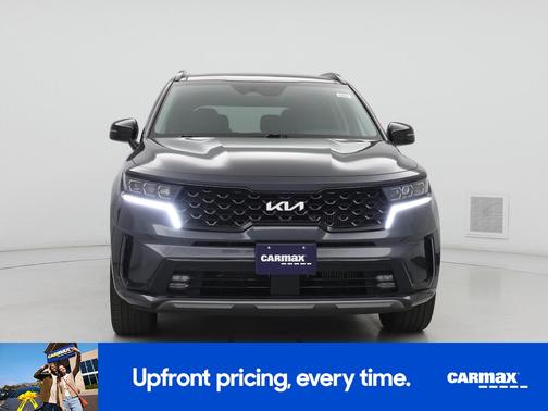 Gray 2022 Kia Sorento SX