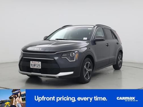 Gray 2024 Kia Niro EX