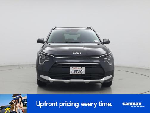 Gray 2024 Kia Niro EX