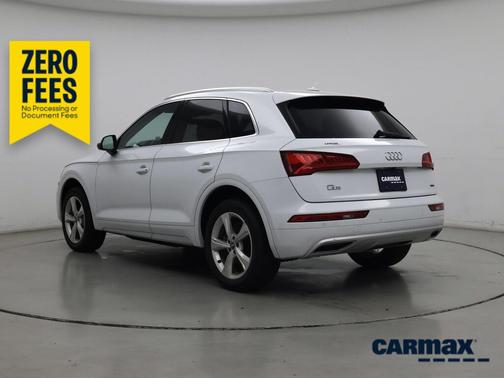 White 2020 Audi Q5 Premium Plus