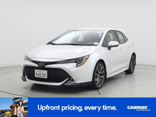 White 2022 Toyota Corolla Hatchback XSE
