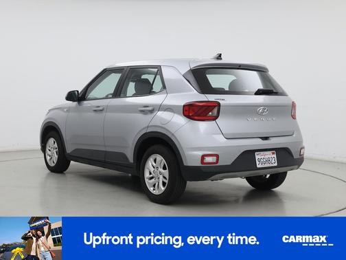 2021 Hyundai VENUE SE