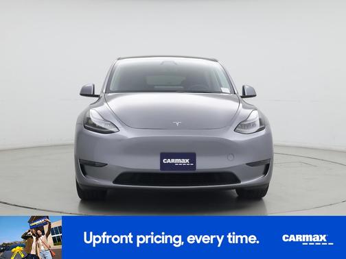 Silver 2024 Tesla Model Y Long Range