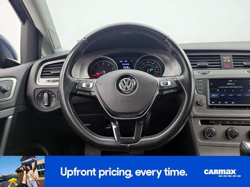 Blue 2017 Volkswagen Golf SE