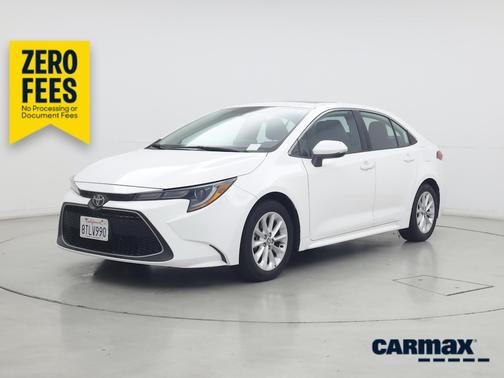 White 2021 Toyota Corolla XLE