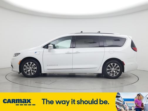 2022 Chrysler Pacifica Hybrid Pinnacle