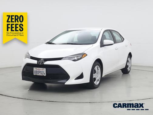 White 2018 Toyota Corolla LE