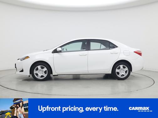 White 2018 Toyota Corolla LE