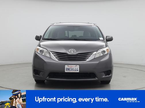 2017 Toyota Sienna LE