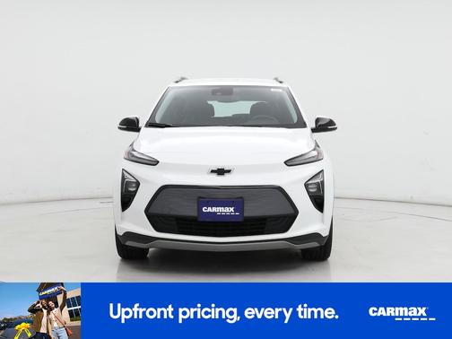 White 2023 Chevrolet Bolt EUV LT