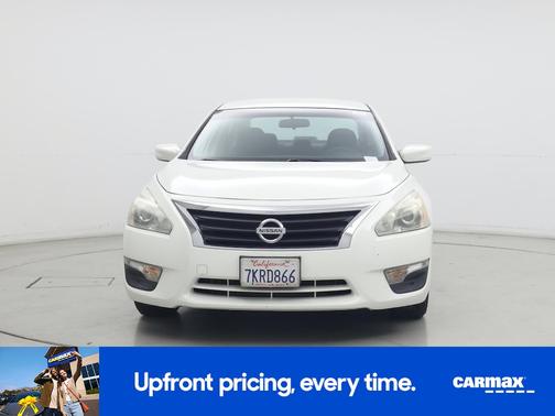 White 2015 Nissan Altima S