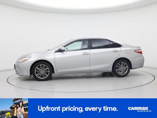 Silver 2016 Toyota Camry SE