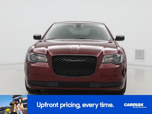 2022 Chrysler 300 Touring