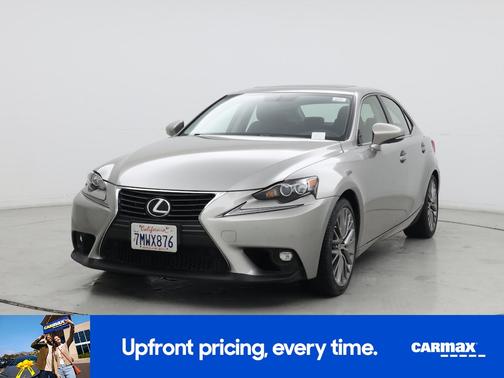 2016 Lexus IS 200t Base (A8)