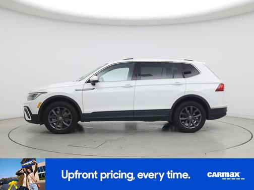 White 2022 Volkswagen Tiguan SE