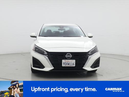 2023 Nissan Altima SV