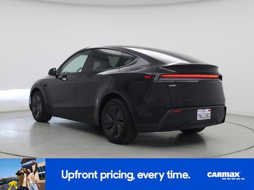 2026 Tesla Model Y Premium