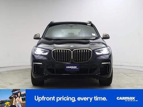 Black 2022 BMW X5 M50i