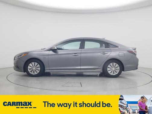2017 Hyundai SONATA Hybrid