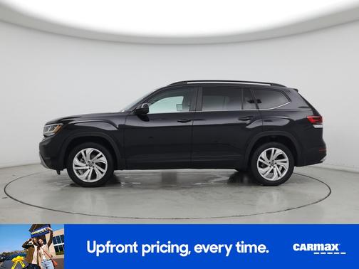 Black 2023 Volkswagen Atlas SE w/Tech