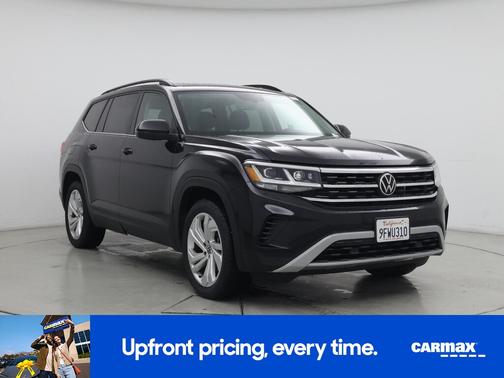 Black 2023 Volkswagen Atlas SE w/Tech